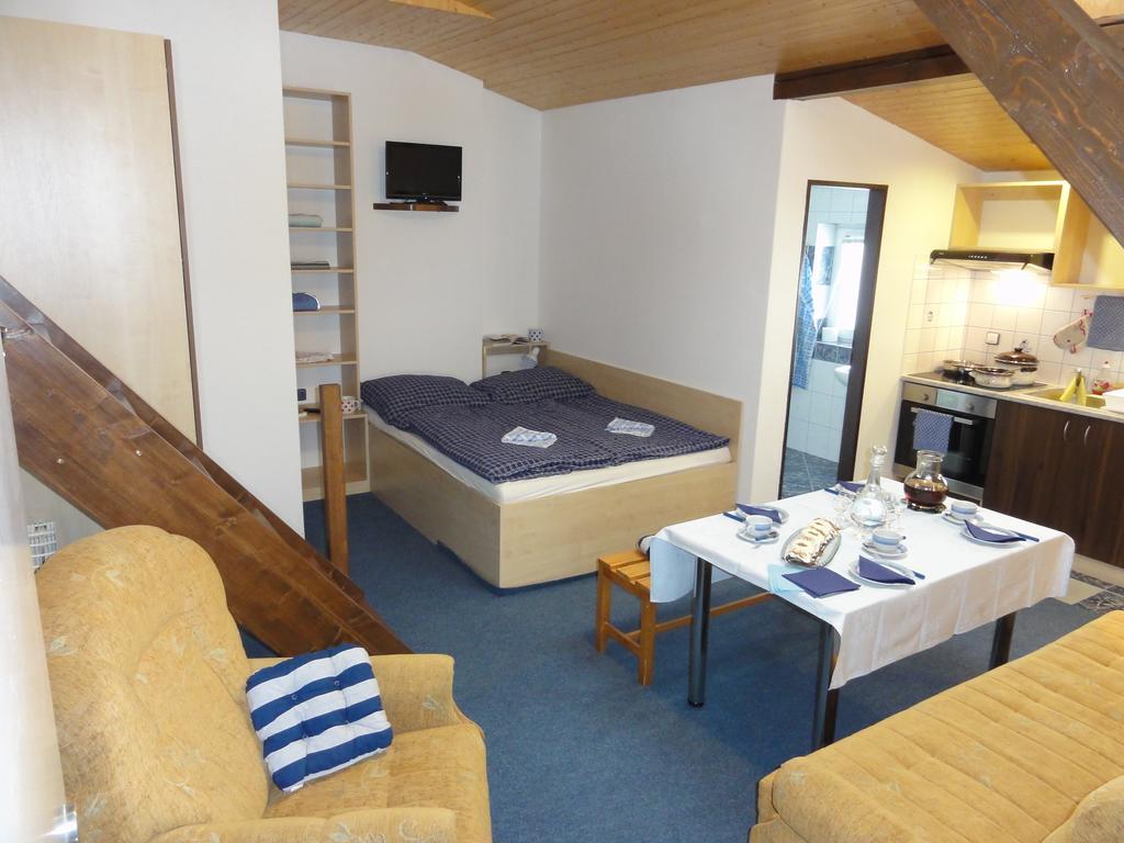 Apartmany Kuratko Benecko Luaran gambar